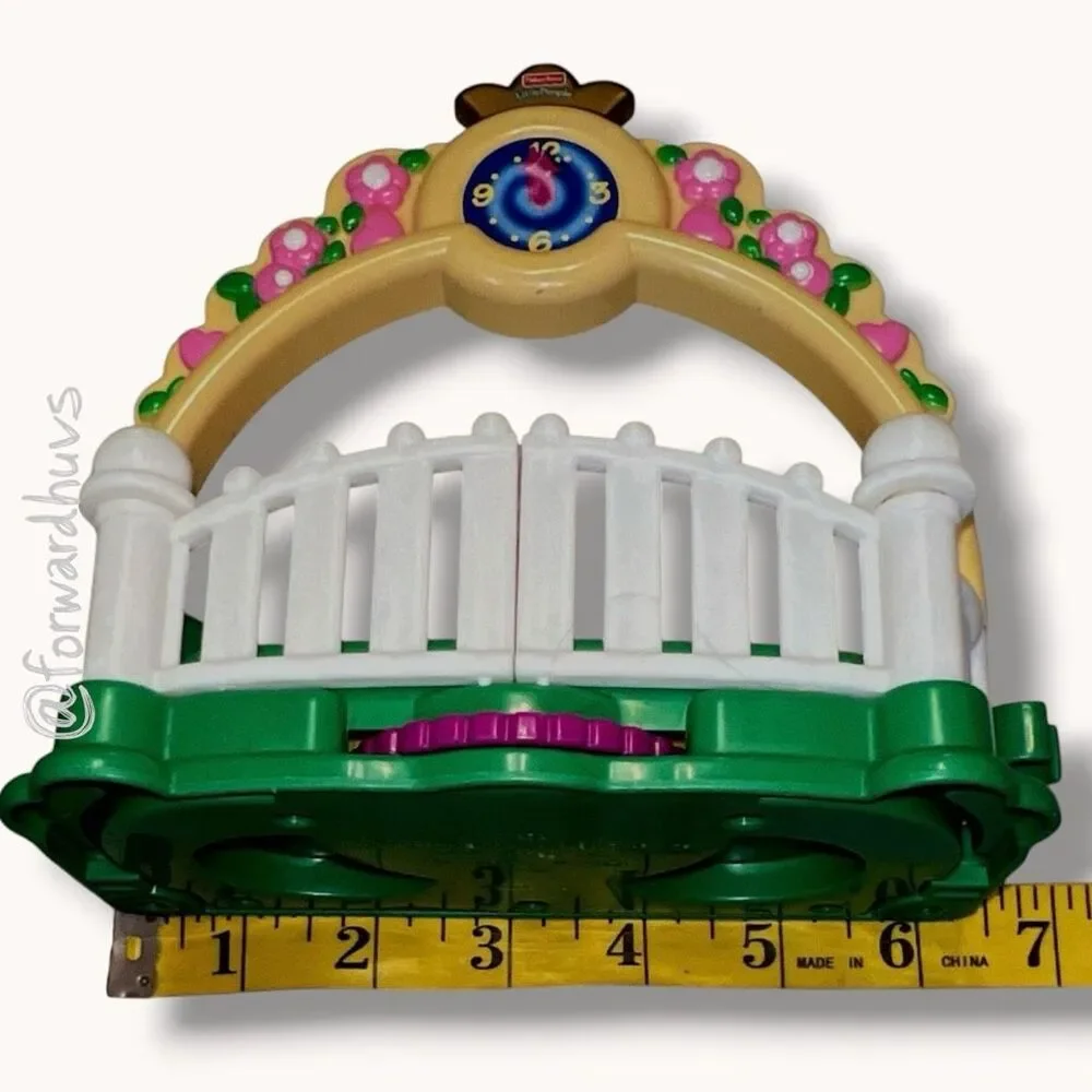 Fisher-Price Little People Night at the Ball Archway Dance Floor 2003